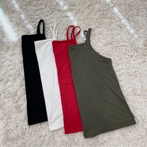 Old Navy 4 Pack Women's Relaxed Square Neck Camisoles